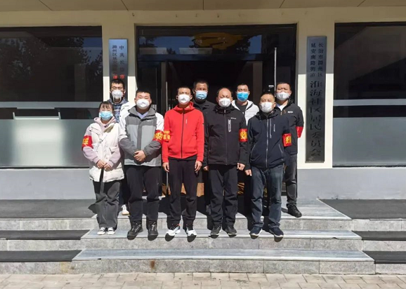 成功集团党委组织志愿者积极参与社区服务